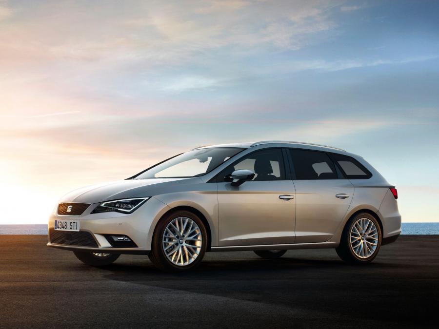  Seat Leon ST 2013 года  (фото 16 из 17)